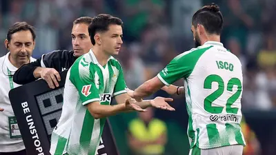 ¡Volvió la magia! Álvaro Fidalgo regresa a las canchas con el Betis ante Real Madrid y humilla a Mbappé