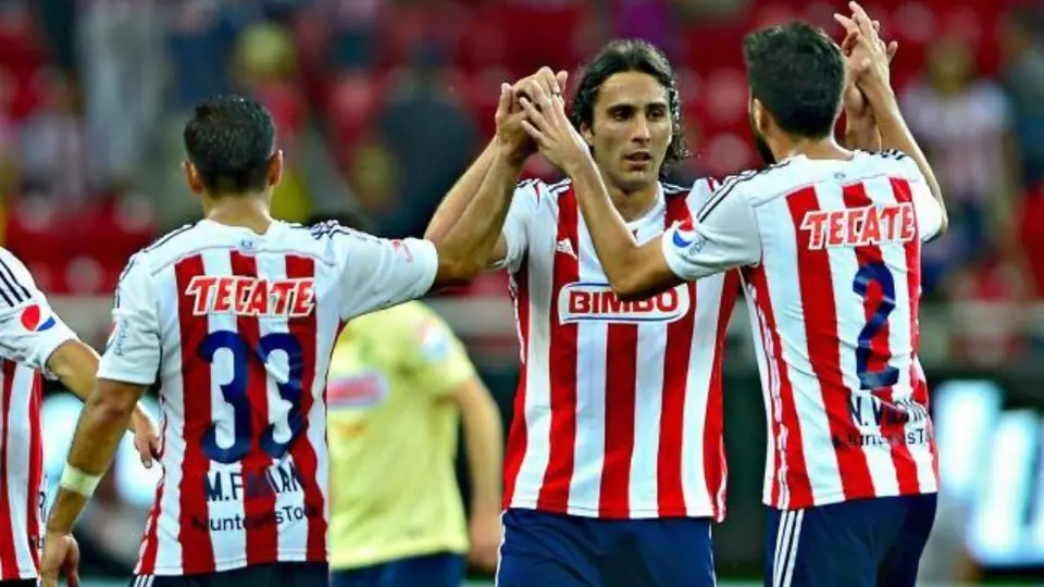 Exfigura de Chivas revela que el club le frustró su salida a Europa
