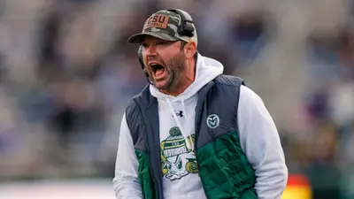 Colorado State toma drástica decisión y deja fuera a su coordinador defensivo en pleno partido