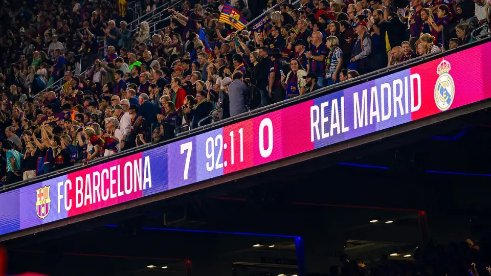 Marcador de la histórica goleada entre Barcelona y Real Madrid Femenil en el Camp Nou | X: @FCBfemeni