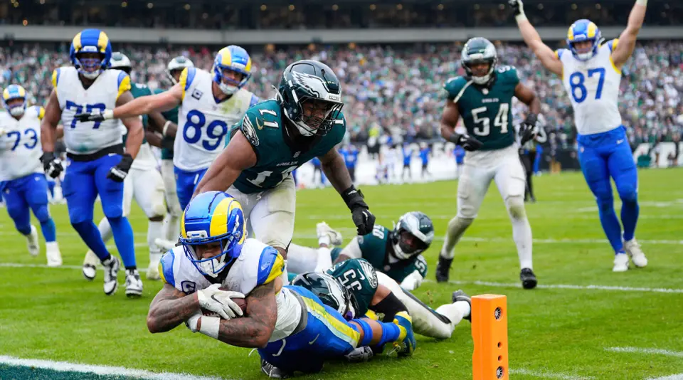 Eagles se imponen ante los Rams | AP