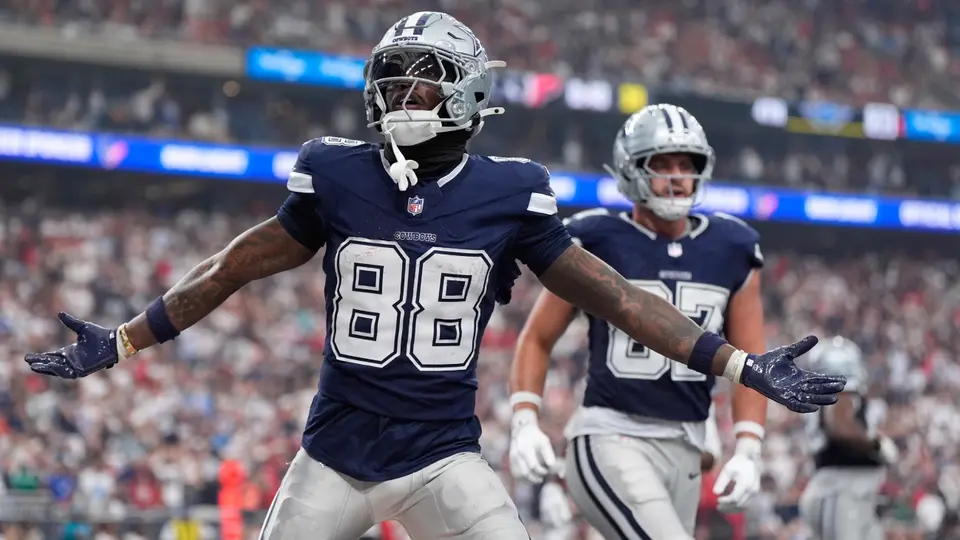 ¡CeeDee Lamb fue imparable! Cowboys remontan ante Texans con tremenda actuación del receptor