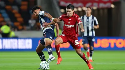 ¿Qué dejó la Fecha FIFA para Rayados y Tigres en sus amistosos ante Toluca y Santiago FC?