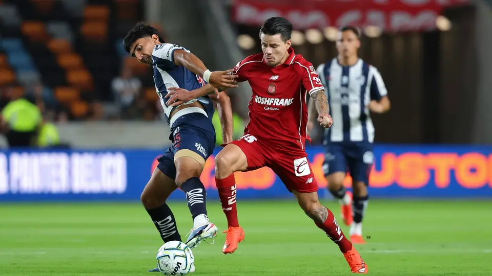 ¿Qué dejó la Fecha FIFA para Rayados y Tigres en sus amistosos ante Toluca y Santiago FC?