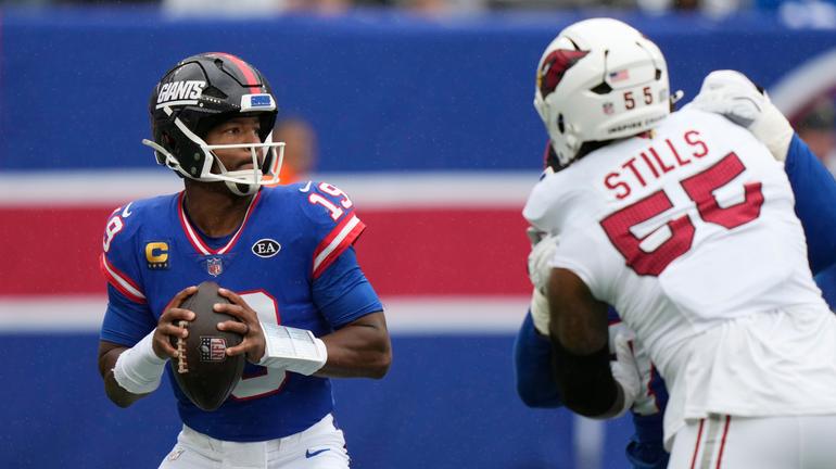 Jameis Winston busca a un receptor en el duelo ante Cardinals | AP