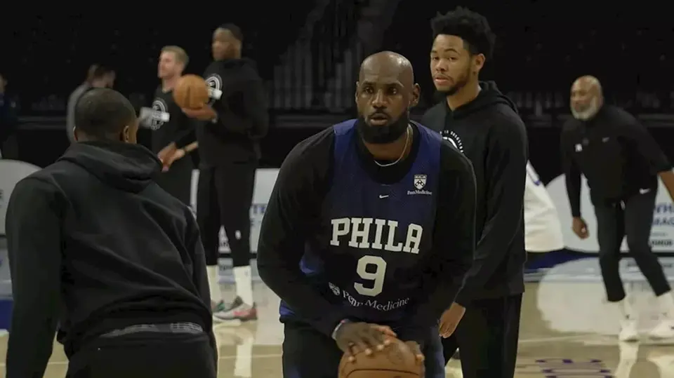 LeBron usará el 9 solo durante la pretemporada para regresar al 23 en fase regular | Especial