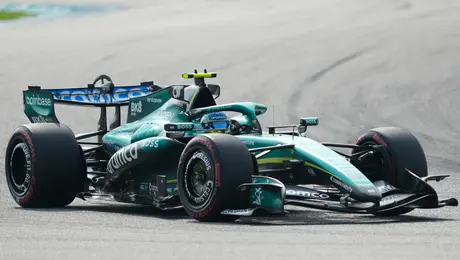 Fernando Alonso revive en Bahréin: el bicampeón firma su mejor carrera del año y vuelve a sumar