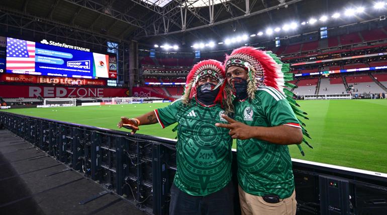 Afición mexicana entrando en fiesta para el partido ante Estados Unidos | MEXSPORT