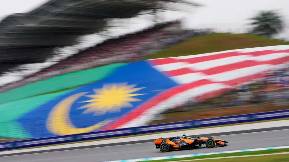 VIDEO: El grave error de Lando Norris en Malasia, casi como el de Colapinto en Bakú, que quedó sin sanción