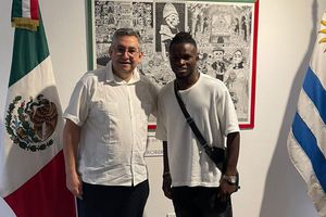 Christian Ebere: Embajada de México en Uruguay adelanta nuevo fichaje de Cruz Azul