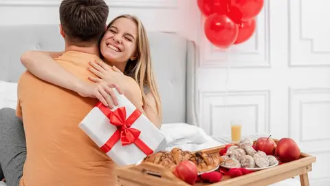Las compras en el Día del Amor y la Amistad levantan la economía de la CDMX / FREEPIK