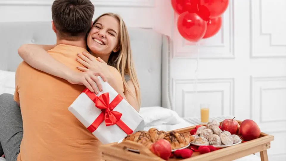 Las compras en el Día del Amor y la Amistad levantan la economía de la CDMX / FREEPIK