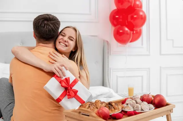 Las compras en el Día del Amor y la Amistad levantan la economía de la CDMX / FREEPIK