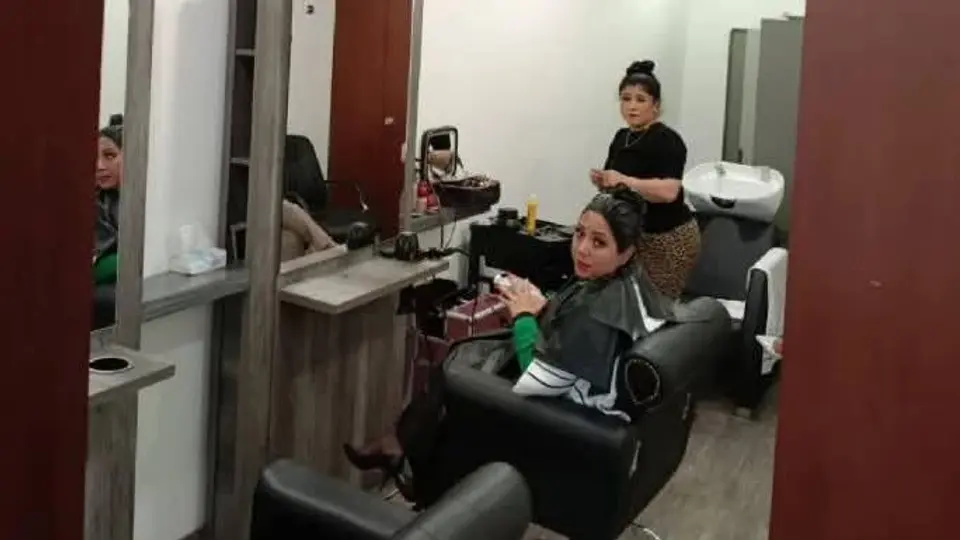 El salón de belleza operaba dentro de las instalaciones del Senado de la República. / RS