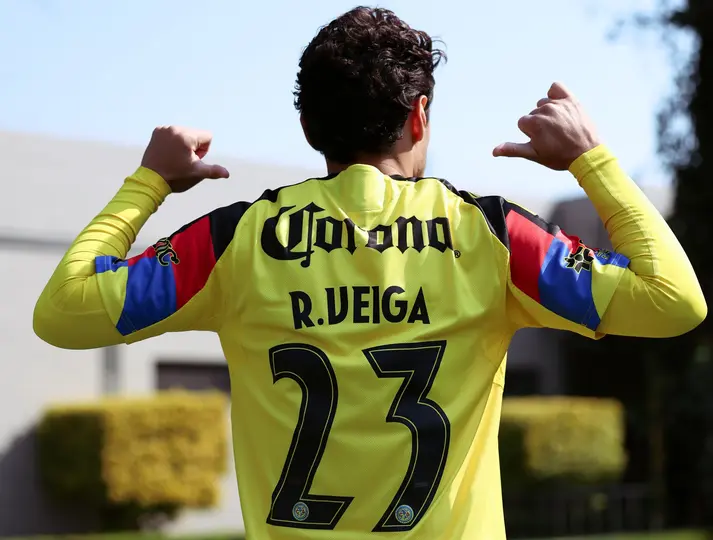 Veiga llevará el 23 con América | X @ClubAmerica