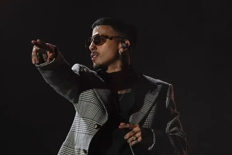 El artista expande su carrera más allá de la música con su debut cinematográfico. / AP
