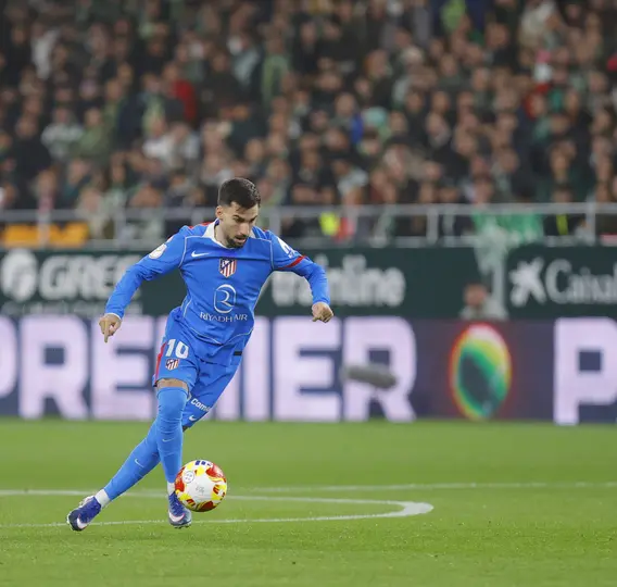 Álex Baena en los Cuartos de Final de la Cpa del Rey | X:@Atleti