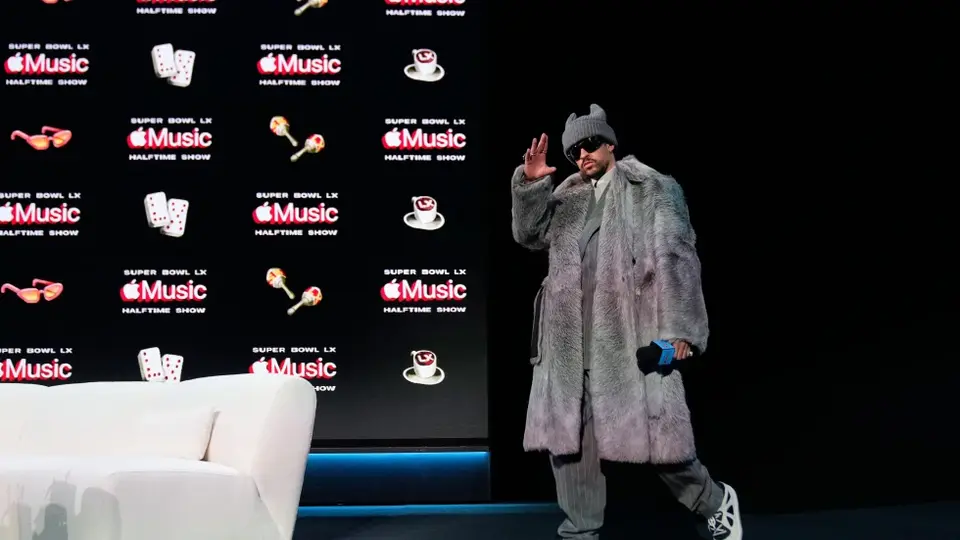 Bad Bunny habló sobre su impacto global y recordó que es el artista más escuchado del mundo, incluso en China./ AP