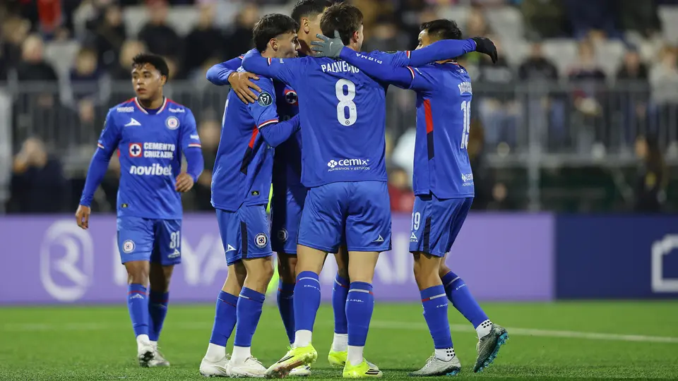 Cruz Azul inicia su defensa de Concachampions con un cómodo triunfo frente a Vancouver Fc