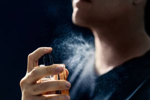 Salud CDMX pide no aplicar perfume en el cuello: ¿qué está pasando?
