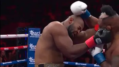 Jarrell Miller pierde peluquín en plena pelea