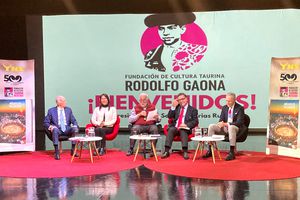 Presentan libro "México es Taurino"
