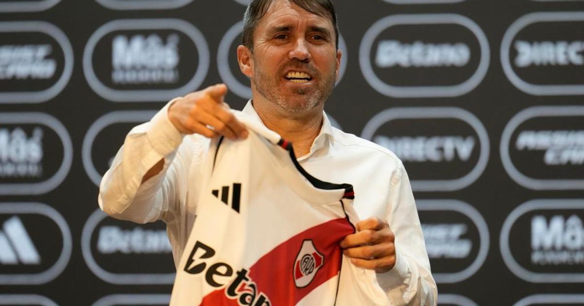 Chacho Coudet hace un 'Gago' y abandona a Alavés para fichar por River ...