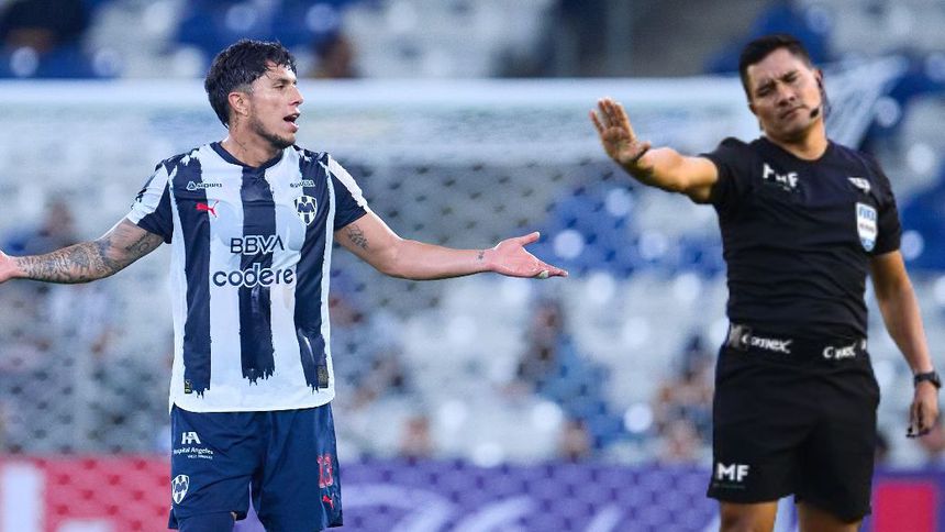 Carlos Salcedo y Fernando Guerrero protagonizaron pelea en redes | MEXSPORT