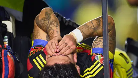 ¡Se rompió Víctor Dávila! El chileno salió entre lágrimas en el carrito de las desgracias