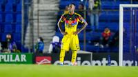 ¡Alerta en América! Cristian Borja es llevado al hospital tras golpe ante Pumas