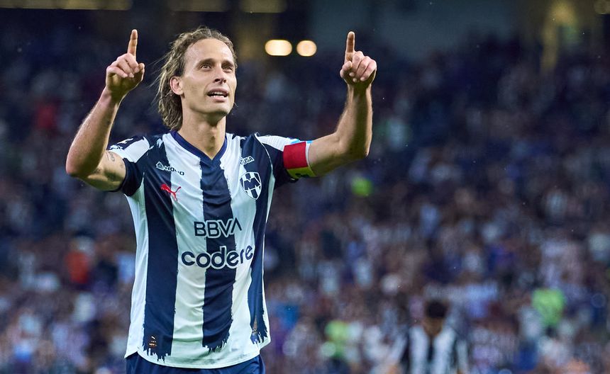 Sergio Canales festeja un gol con Rayados en el Clausura 2026 | MEXSPORT