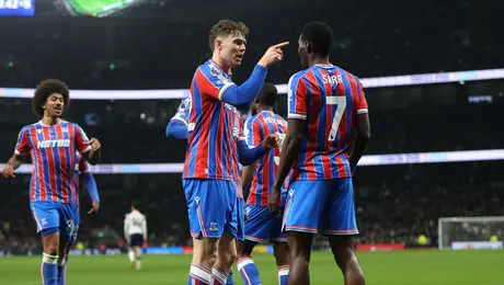 ¡A un paso del descenso! Tottenham Hotspur cae ante Crystal Palace en la jornada 29 de la Premier League