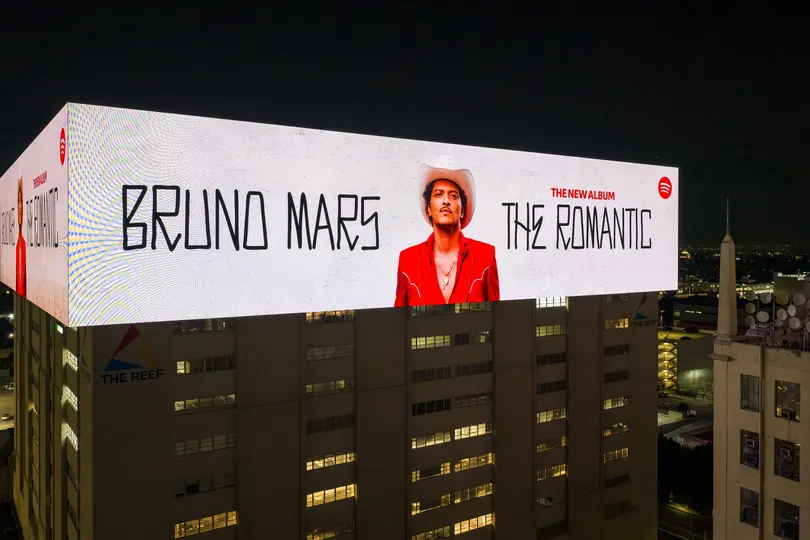 Bruno Mars anda de estreno con nuevo disco y con el cual comenzará a girar por el mundo / FB: @brunomars