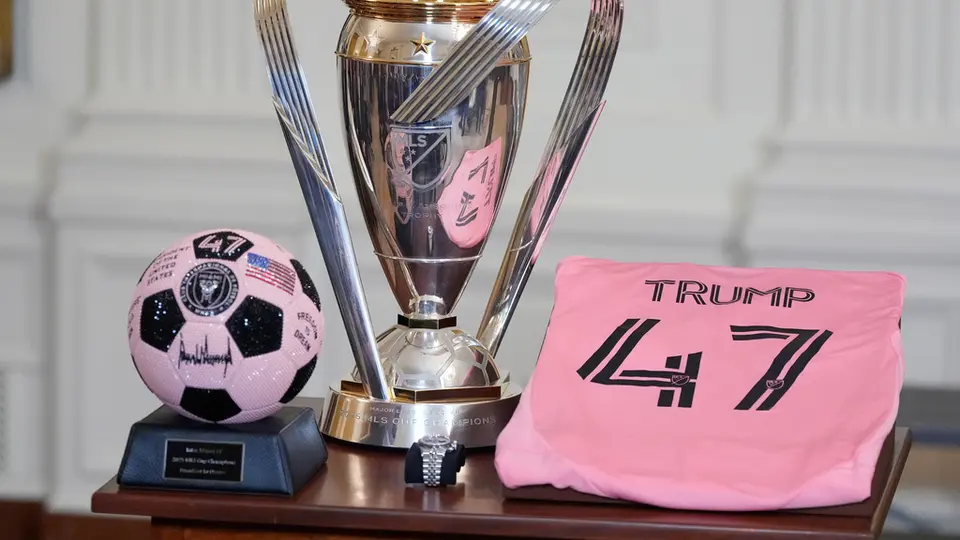 Inter Miami le entregó un par de regalos a Donald Trump | AP