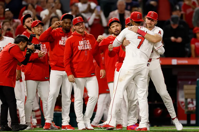 Novena de Los Angeles Angels I AP