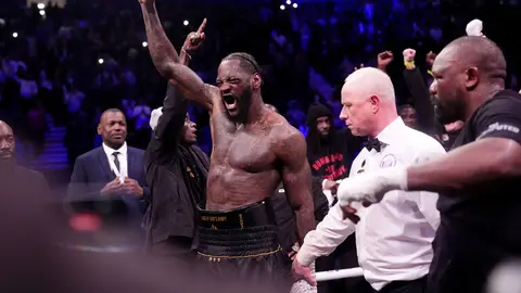 Deontay Wilder y Dereck Chisora | AP