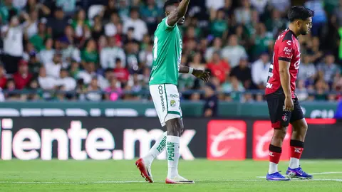 Diber Cambindo celebrando su gol ante Atlas | MEXSPORT