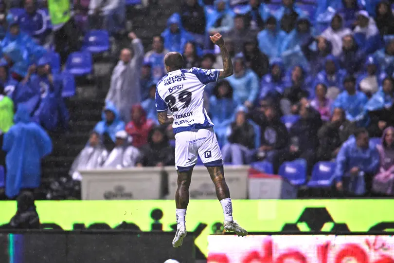 Robert Kenedy, jugador de Pachuca, en festejo de gol ante Cruz Azul en el Clausura 2026 | MEXSPORT