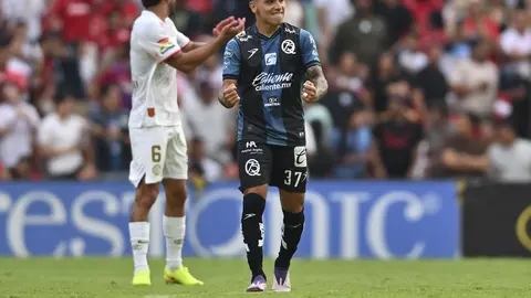 Mateo Coronel de Querétaro celebrando el gol contra Toluca en la Jornada 13 del Clausura 2026 I IMAGO7