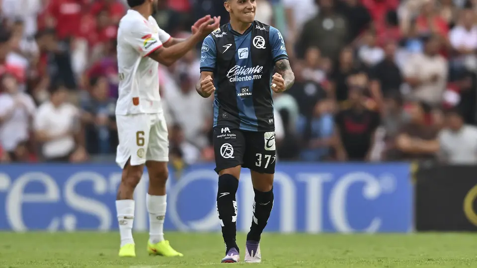 Mateo Coronel de Querétaro celebrando el gol contra Toluca en la Jornada 13 del Clausura 2026 I IMAGO7