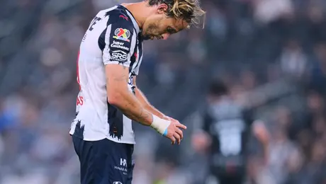 ¿Despedida oficial? Sergio Canales no viaja con Monterrey para enfrentar a Santos Laguna