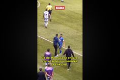 Esteban Solari, entrenador de Pachuca, manotea a Erik Lira y termina expulsado