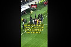 Momento exacto en la confusión de los cambios de América ante Pumas
