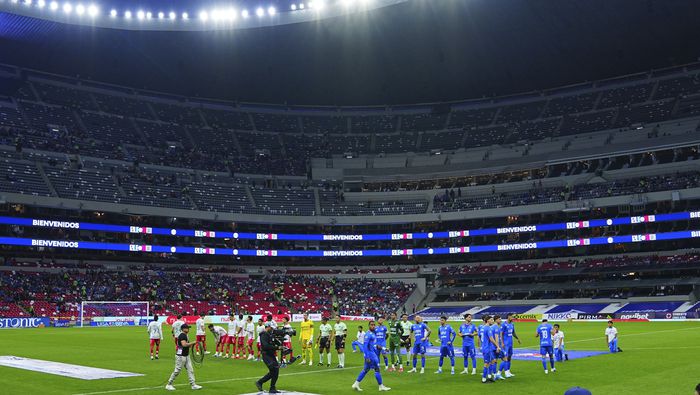 Jugadores de Cruz Azul y Necaxa en el Estadio Banorte en el Clausura 2026 de la Liga MX | IMAGO 7