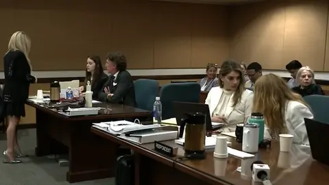 La Corte declara que la relación de la ex pareja es tóxica y que el menor podría estar en un internado / Especial