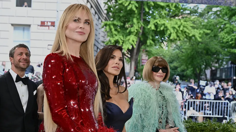 Lauren Sánchez Bezos estuvo rodeada de celebridades en la Met Gala / AP