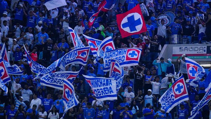 Afición de Cruz Azul en el partido contra Necaxa en el Estadio Banorte | IMAGO 7