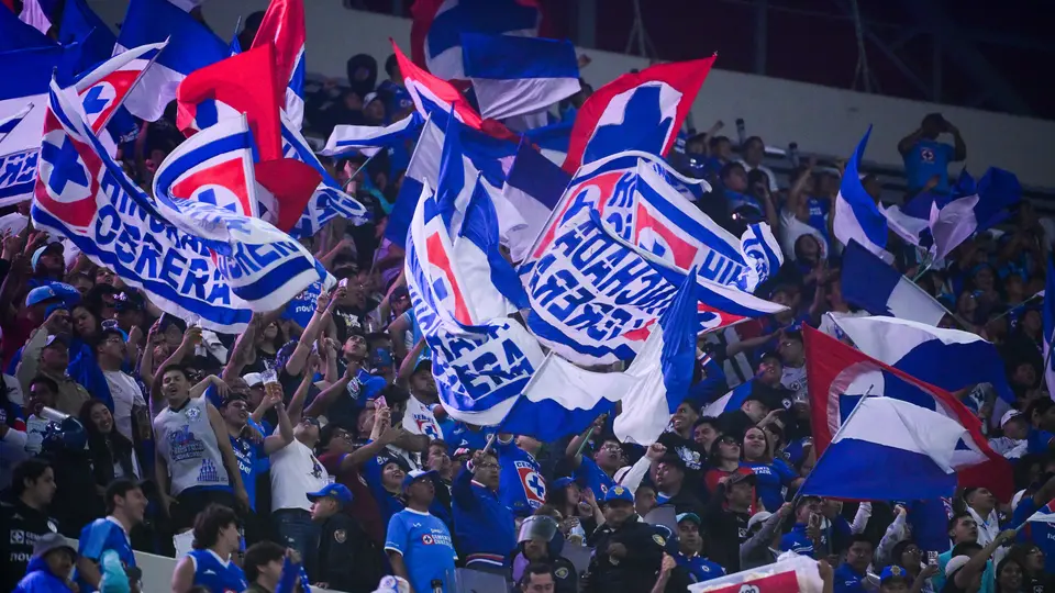 Afición de Cruz Azul en el partido contra Necaxa en el Estadio Banorte | IMAGO 7