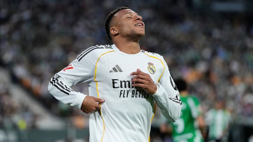 Kylian Mbappé con Real Madrid en LaLiga | AP