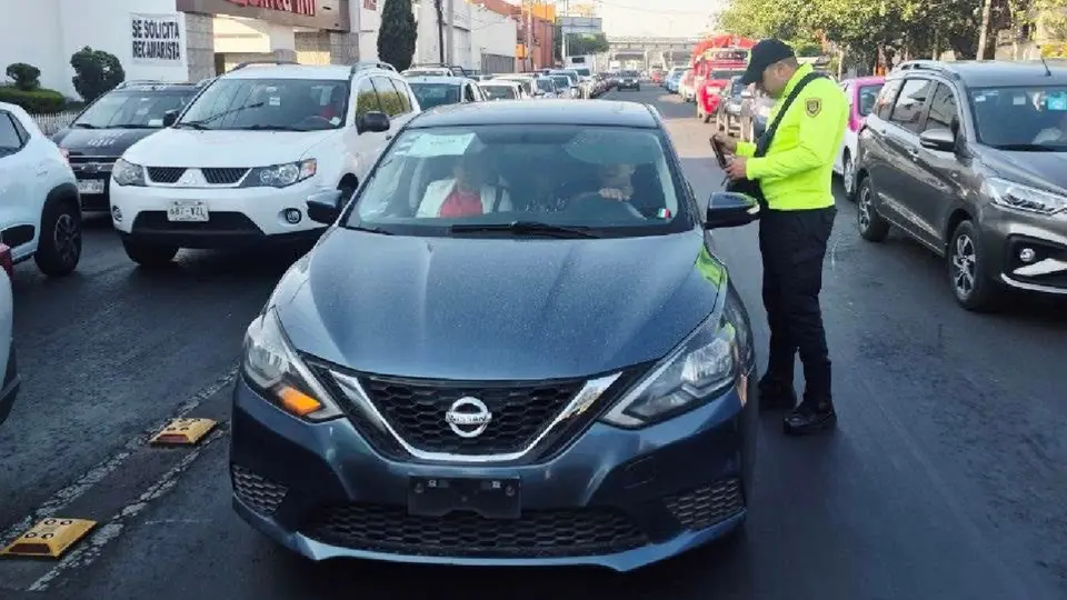 La CDMX mantiene vigente uno de los beneficios fiscales más importantes para los automovilistas / FB: @orientadorvial